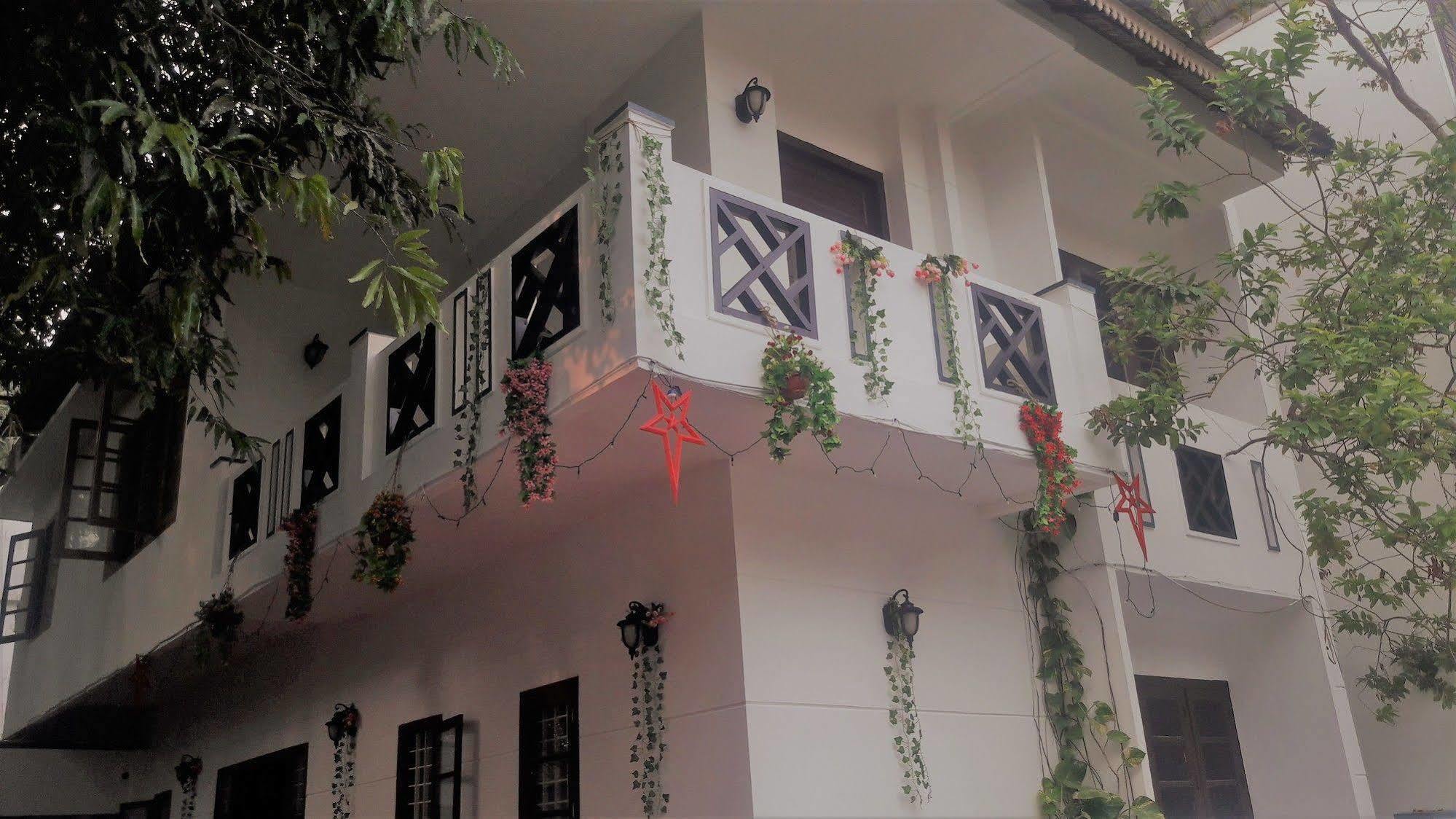 Oyo Home 63551 Pleasant Stay Near Fort Kochi Beach Exterior photo